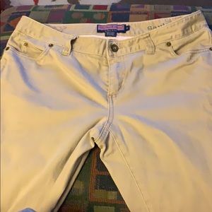 Vineyard Vines khaki jeans